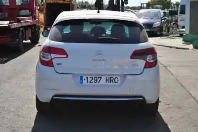 Veículo de Sucata citroen c4 lim. 1.6 blue-hdi fap do ano 2013 alimentado 9h05 / 9hd