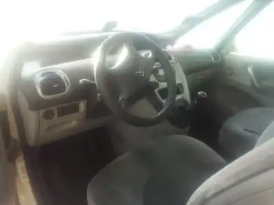 Veículo de Sucata citroen xsara picasso (n68) 1.6 hdi do ano 2006 alimentado 9hx