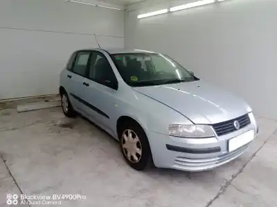 Veículo de Sucata fiat stilo (192_) 1.2 16v (192_xa1b) do ano 2003 alimentado 188a5000