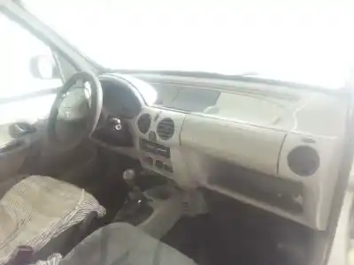 Vehicul casat renault kangoo (kc0/1_) 1.5 dci al anului 2002 alimentat k9k702