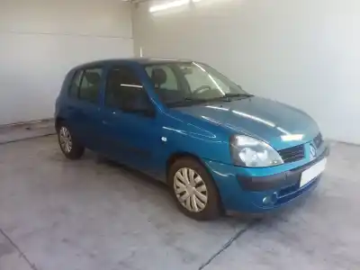 Veicolo di demolizione renault clio ii (bb_, cb_) 1.5 dci (b/cb07) dell'anno 2003 alimentato k9k704