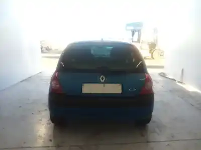 Veicolo di demolizione renault clio ii (bb_, cb_) 1.5 dci (b/cb07) dell'anno 2003 alimentato k9k704