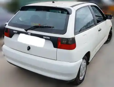 Veículo de Sucata seat ibiza ii (6k1) 1.4 i do ano 1998 alimentado abd,aex,akk,akv,anw,apq,aud