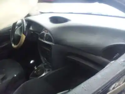 Veicolo di demolizione citroen c5 i (dc_) 2.0 hdi (dcrhyb) dell'anno 2002 alimentato rhy