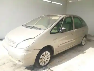 Veículo de Sucata CITROEN XSARA PICASSO (N68) 2.0 HDI do ano 2002 alimentado RHY