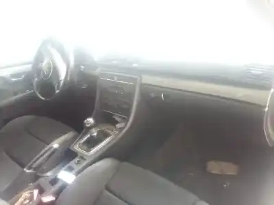 Здавання транспортного засобу audi a4 b6 (8e2) 2.5 tdi quattro року 2001 потужний ake