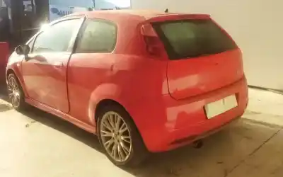 Veicolo di demolizione fiat grande punto (199_) 1.9 d multijet dell'anno 2006 alimentato 199 a5.000