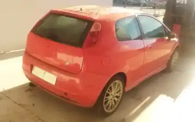 Veicolo di demolizione fiat grande punto (199_) 1.9 d multijet dell'anno 2006 alimentato 199 a5.000