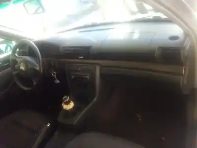 Scrapping Vehicle audi a4 b5 (8d2) 1.8 of the year 1998 powered adr