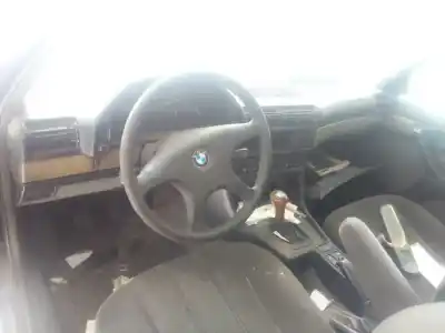 Veicolo di demolizione bmw 7 (e32) 730 i, il dell'anno 1988 alimentato m30 b30 (306ea)