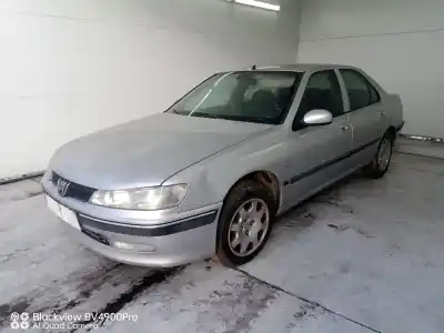 Verschrottungsfahrzeug PEUGEOT 406 (8B) 2.0 HDI 110 des Jahres 2001 angetrieben RHZ