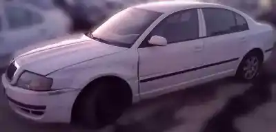 Здавання транспортного засобу skoda superb i (3u4) 1.9 tdi року 2003 потужний awx