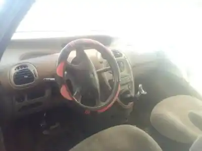 Sloopvoertuig citroen xsara picasso (n68) 2.0 hdi van het jaar 2002 aangedreven rhy