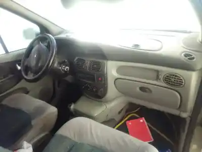 Veículo de Sucata renault scénic i monospace (ja0/1_, fa0_) 1.9 dti (ja1u) do ano 2003 alimentado f9q 744