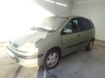 Veículo de Sucata renault scénic i monospace (ja0/1_, fa0_) 1.9 dti (ja1u) do ano 2003 alimentado f9q 744