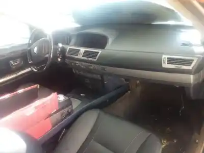 Scrapping Vehicle bmw 7 (e65, e66, e67) 730 d of the year 2002 powered 306d2d