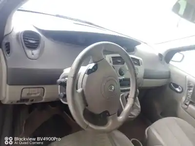 Здавання транспортного засобу renault scénic ii (jm0/1_) 1.9 dci (jm0g, jm12, jm1g, jm2c) року 2003 потужний f9q812
