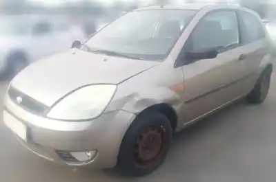 Sloopvoertuig FORD FIESTA V (JH_, JD_) 1.6 16V van het jaar 2003 aangedreven FYJA,FYJB