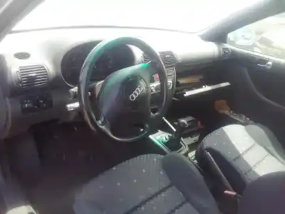 Здавання транспортного засобу audi a3 (8l1) 1.8 року 1999 потужний agn