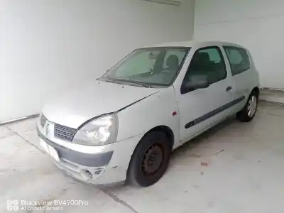Veicolo di demolizione RENAULT CLIO II (BB_, CB_)  dell'anno 2004 alimentato D7F726