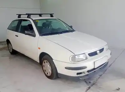 Veicolo di demolizione SEAT IBIZA II (6K1)  dell'anno 1997 alimentato 1Y