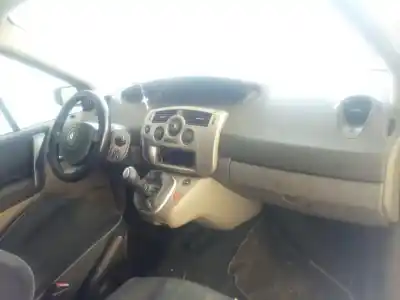 Здавання транспортного засобу renault scénic ii (jm0/1_) 1.9 dci (jm14) року 2006 потужний f9q804