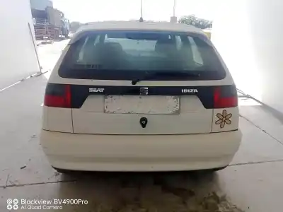 Veicolo di demolizione seat ibiza ii (6k1) 1.6 i dell'anno 1998 alimentato alm