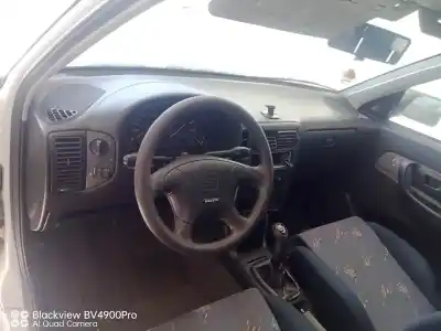 Veicolo di demolizione seat ibiza ii (6k1) 1.6 i dell'anno 1998 alimentato alm