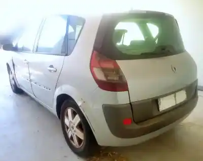 Scrapping Vehicle renault scénic ii (jm0/1_) 1.9 dci (jm0g, jm12, jm1g, jm2c) of the year 2003 powered f9q812