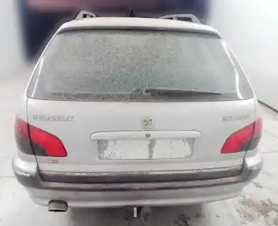 Scrapping Vehicle peugeot 406 break (8e/f) 2.0 hdi 110 of the year 2000 powered rhz