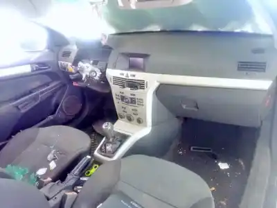 Здавання транспортного засобу opel astra h gtc (a04) 1.7 cdti (l08) року 2007 потужний z17dth