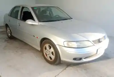 Veículo de Sucata opel vectra b (j96) 2.0 dti 16v (f19) do ano 2000 alimentado x20dth