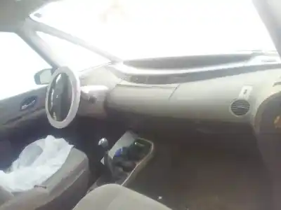 Scrapping Vehicle renault espace iv (jk0/1_) 2.2 dci (jk0h) of the year 2005 powered g9t742 Scrapping Vehicle renault espace iv (jk0/1_) 2.2 dci (jk0h) of the year 2005 powered g9t742