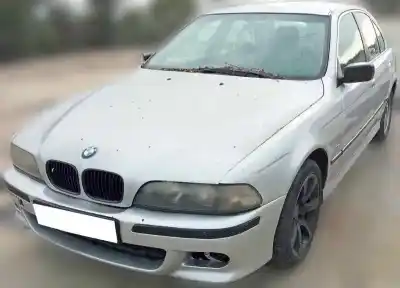 Veículo de Sucata bmw 5 (e39) 525 d do ano 2000 alimentado 256d1