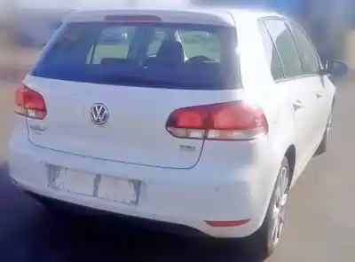 Veículo de Sucata volkswagen golf vi (5k1) 1.6 tdi do ano 2009 alimentado cay