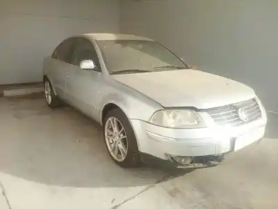 Veículo de Sucata VOLKSWAGEN PASSAT B5.5 (3B3) 1.9 TDI do ano 2001 alimentado AVF