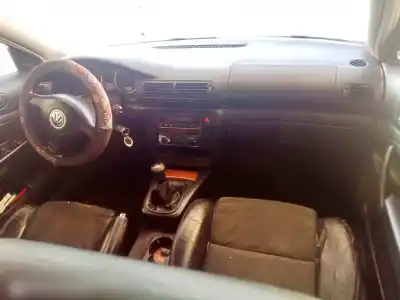 Scrapping Vehicle volkswagen passat b5.5 (3b3) 1.9 tdi of the year 2001 powered avf - awx
