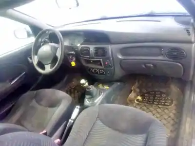 Scrapping Vehicle renault megane i coach (da0/1_) 1.4 16v (da0d, da1h, da0w, da10) of the year 2002 powered k4j750