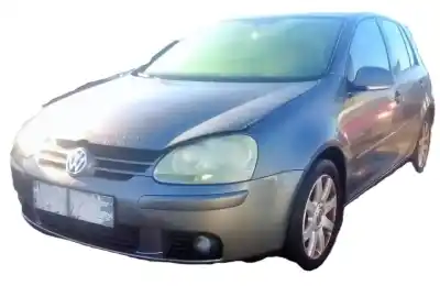 Veicolo di demolizione VOLKSWAGEN GOLF V (1K1)  dell'anno 2004 alimentato BKC