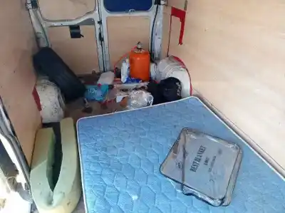 Vehicul casat renault master ii furgón (fd) 3.0 dci 140 (hd0s, fd0s, hd1s) al anului 2005 alimentat zd3 202