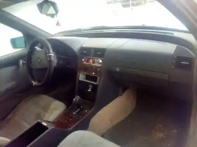 Veículo de Sucata mercedes-benz clase c (w202) c 180 (202.018) do ano 1995 alimentado 111