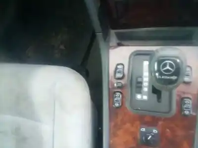 Veículo de Sucata mercedes-benz clase c (w202) c 180 (202.018) do ano 1995 alimentado 111