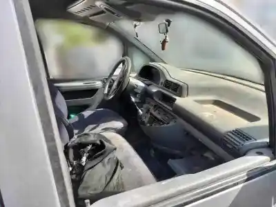 Vehicul casat citroen jumpy 2.0 hdi cat (rhx / dw10bted) al anului 2001 alimentat rhx