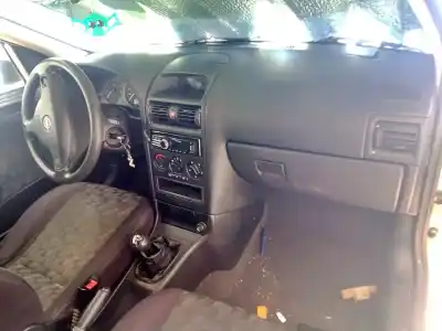 Veículo de Sucata opel astra g fastback (t98) 1.6 (f08, f48) do ano 1998 alimentado x16szr