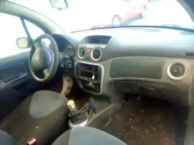 Veículo de Sucata citroen c3 i (fc_, fn_) 1.4 hdi do ano 2007 alimentado 8hz