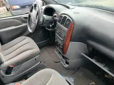 Sloopvoertuig chrysler voyager iv (rg, rs) 2.8 crd van het jaar 2004 aangedreven enr