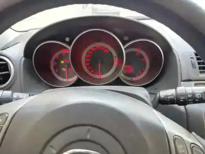 Veículo de Sucata mazda 3 berlina (bk) 1.6 cd diesel cat do ano 2006 alimentado y6