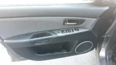 Veículo de Sucata mazda 3 berlina (bk) 1.6 cd diesel cat do ano 2006 alimentado y6