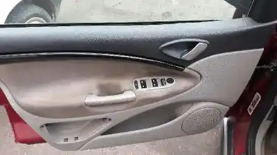 Veicolo di demolizione citroen c5 berlina sx (e) dell'anno 2004 alimentato 9hz