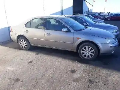 Veículo de Sucata ford mondeo berlina (ge) trend do ano 2002 alimentado fmba